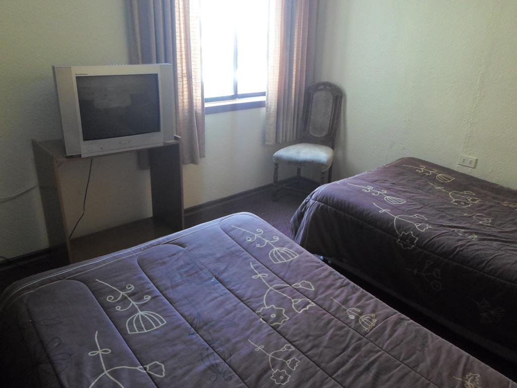 Hotel Don Teo Puerto Montt Ruang foto